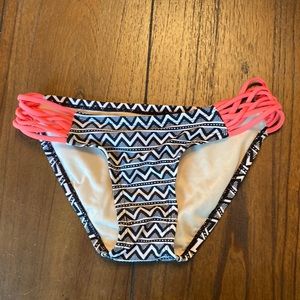 Xhilaration bikini bottoms